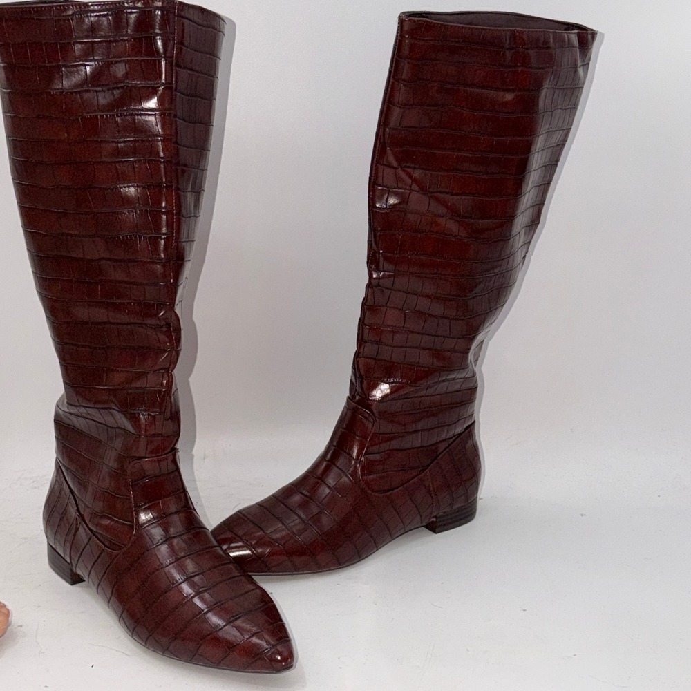 JustFab 8.5 Sienna Croc Embossed Tall Knee High Pointed Toe Flat Boots Mob Wife